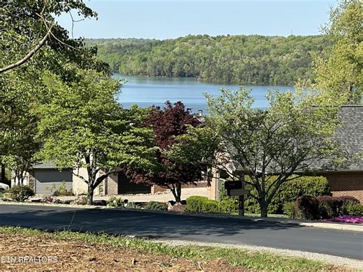 104 Tuhdegwa Way, Loudon, TN 37774 | Estately 🧡 | MLS# 1340494