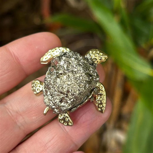 Pyrite Turtle Figurine Brass Edged Golden Turtle Feng Shui Wealth Home Decor Tea Table Ornament - Etsy