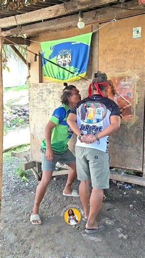 kiss game challenge 🤣 #funnyvideo #comedy #goodvibes #jusforfun #forentertainmentpurposesonly