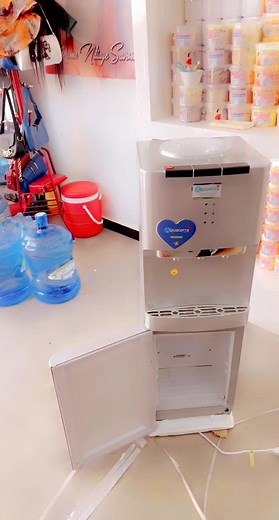 Aquatera Water Dispenser Machine Features and Benefits