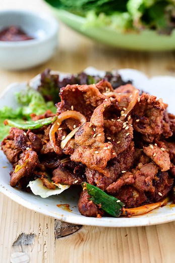 Jeyuk Bokkeum (Spicy Pork Bulgogi)