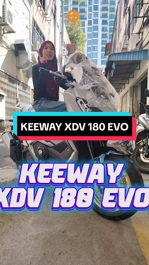 Discover the Keeway XDV 180 EVO Motorcycle