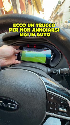 Chiavetta Smart: Streaming in Auto con Carplay e Android Auto