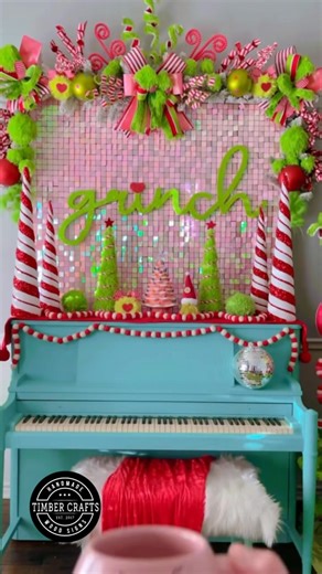 It’s throwback Thursday! This was my Christmas decor in 2023, not much has changed other than the tree topper.🩷💚❤️ #holidaydecor #diycrafts #handmade #tutorials #HolidayDecorations #christmas #holidaydecorating #christmasdecor #Holidaydecorations #christmastree #grinch #cindylouwho #christmastreedecorating | Timber Crafts