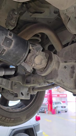 GMC Rear Differential Seal Replacement Guide