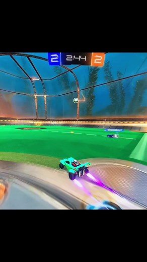 Transforming into Donald Duck in Rocket League