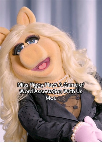 Miss Piggy's Iconic Moments in Fashion