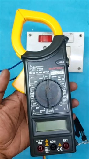 Raju Bele on Instagram: "Clamp meter #reels #rajubele #homemadetechnical #homemade #diy #trending #viral #experiment #viralvideo #shorts #electrician #electrical #homemadeteqnice #rajubeletech"