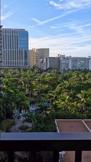 Hang Out On The Hale Koa Hotel Porch In Hawaii!