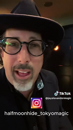 Magic Tourism in Tokyo: The Half Moon Show Experience