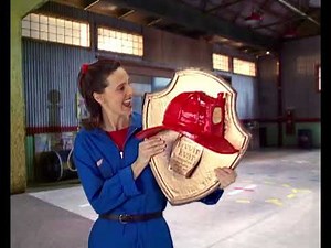 Jay Jay The Jet Plane: Fire Engine Evan / Tracy's Candy Catastrophe
