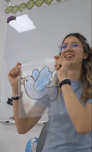 Arte vizuale și abilități practice 🐦🖌🎨