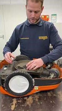 Einfach erklärt: Messerwechsel STIHL iMow (RMI 422) Mähroboter + Aktualisierung im System