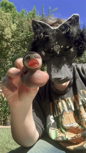 had to write backwards for this #alterhuman #furry