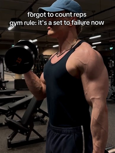 unwritten gym rule🤷🏼‍♂️ #gymmeme #gymbro #gymhumor #gymtok #biceps