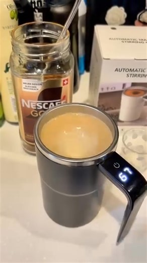 ☕ Smart Sips Start Here! This innovative electric mug features a built-in LCD thermometer that displays real-time temperature and a magnetic stirrer for perfectly mixed drinks. The 380ml capacity and USB charging make it your ultimate companion for coffee, tea, and protein shakes! ✨🎁 The Perfect Gift for Beverage Lovers! With its spill-resistant lid and food-grade materials, this intelligent mug keeps drinks at ideal temperatures while mixing them effortlessly. Surprise friends and family with 