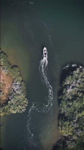 No drilling needed—our boat gunwale is built to work perfectly with Scotty accessories.