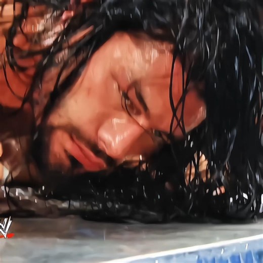 Roman Reigns👆🏻 vs The Evolution 🔥 #romanreigns #tripleh #randyorton #wwe