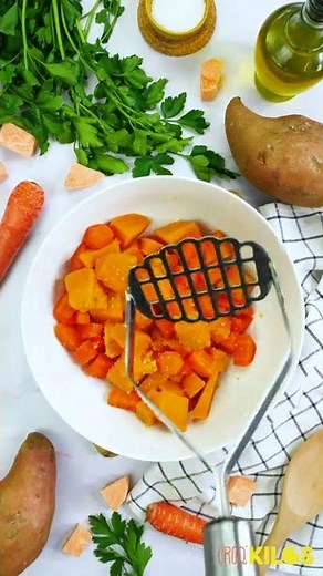 Ce Parmentier de poisson est à base de cabillaud et d’une purée carotte et patate douce 🥕🍠