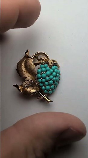 Rare Trifari Strawberry Brooch From the 1950s #trifarijewelry #midcentury #whatnotsale