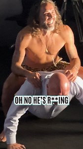 So I had a push-up contest with Alex Jones.. Who do you think won? | Russell Brand