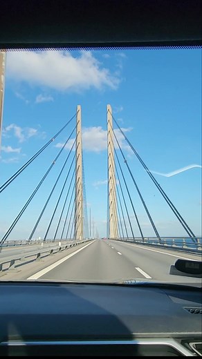 Crossing the Øresund Bridge: A Journey between Denmark and Sweden