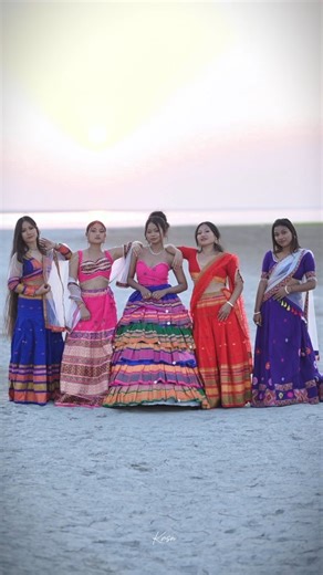 মন খৗছান_CREATION on Instagram: "Custome Rabha Fusion Dress Designe by @maya_a_rava Makeup @madhusmita_makeup_artis @makeup_artistbina Videography @krishan_rabha_ Model @__an_rbie @dbashree_rv @madhusmita_makeup_artis @makeup_artistbina @maya_a_rava"