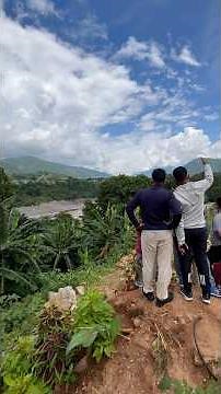 How did the catastrophic Nepal-Tibet flood happen?