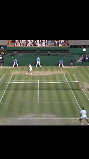 FEDERER vs Nadal. Unreal Tension as NADAL Saves a MATCHPOINT at Wimbledon🛡️ #shorts