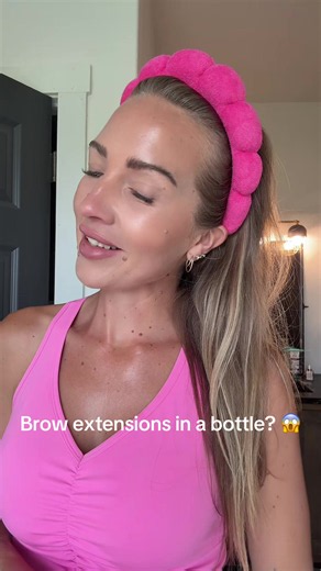 Maybelline Brow Gel: Brow Extensions in a Bottle Reviewed