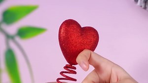 5 Inch Mini Valentine Day Hearts Tree Topper, 2026 New Glitter Tree Topper for Mini Trees Heart Decorations for Valentine's Day Party Holiday Ornament Home Decoration (3)