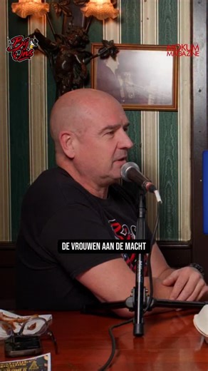 ‘Hoe lang gaan we het Amsterdamse Studenten Corps nog gedogen?’ #asc #studenten #studentenvereniging #sinterklaas #gedicht | Mokum Magazine