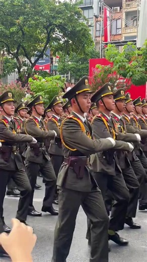 Anh duyệt là ai ở xóm trên hay xóm dưới A80