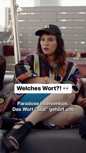ZDFneo | Macht man noch „Deine Mutter“-Sprüche, Elif? 🤔 Alle Folgen der 2. Staffel unserer Comedyserie „Deadlines“ findet ihr über den Link in... | Instagram