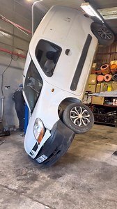 7.5M views · 3.8K reactions | Incroyable. mecanico #mecanic #auto #memes #travaille #mecanich . #automobile #mecanique #tutorial #tuto #moteur #humour #mecanica #viralvideos #reels #memes #texafrance #valisediagnostic #viral_video #work | LE Mécanicien Brésilien | Facebook