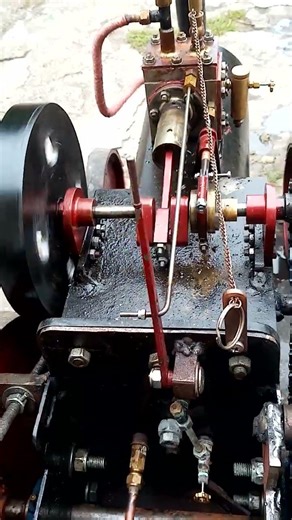 homemade traction engine ready for a run!!