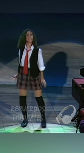 Ambra Angiolini - Te Pertenezco