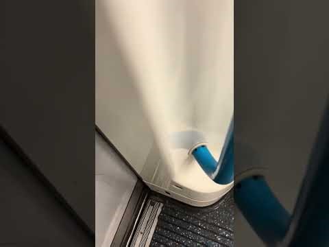 Victoria line Terminating at Highbury & Islington