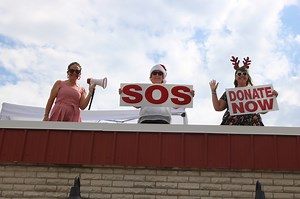 KCSD Principals Raise the Roof for Project Santa!🎅🎁 Last Friday, three KCSD principals joined community members as "Rooftop Santas" for Project Santa, a People's Place initiative that has been bringing holiday cheer to Ulster County youth for over 50 years. On July 25, volunteers took turns on the roof of People's Place at 17 St. James Street in Kingston throughout the day to raise funds. At 3:30 PM, Principals Kate Berardi (Chambers), Melissa Jamieson (JFK), and Kathleen Sickles (Crosby) took