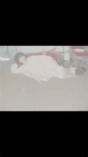 Where’s the lala love #LEECHANHYUK #이찬혁 #AKMU #악뮤 #2ndFULLALBUM #EROS #비비드라라러브 #Vivid_LaLa_Love #YG