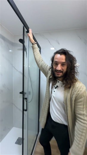 Before and after: 6 m² bathroom renovation #shorts | LEROY MERLIN