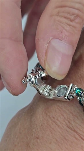 Jewelry Making Clasps that are easy to use, dont stick to metal objects and tarnish free!