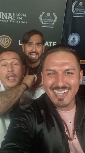 Fatell Live On The Red Carpet With The Stars Of The New Film Splash City #frenzeebroadcasting