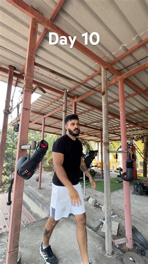 Working on the core💪🏼# gym#fitness#motivation#sports#footballer#shorts#