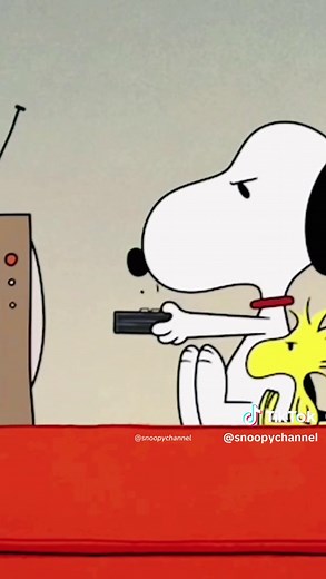 Snoopy Classics: A Heartwarming Comic Strip Moment