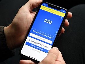 Hancock praises NHS app after 1.3m people register since vaccine status added
