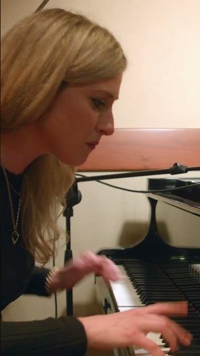 Francesca Tandoi solo on Bop Web