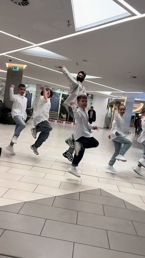 Shuffle Dance TikTok Challenge with a Smooth Twist