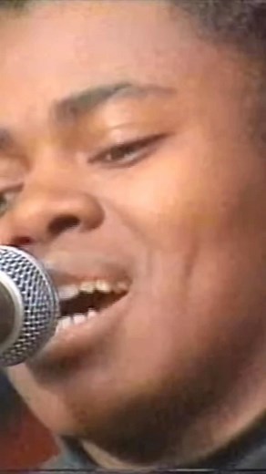 Lord Rare Rock on Instagram: "FAST CAR - Tracy Chapman performs “Fast Car” live at Wembley Stadium (1988). Tracy stunned a restless crowd into silence with this powerful acoustic performance. Just one woman. One guitar. One song and 60,000 people. Ms. Chapman is a true talent, and the story behind this iconic performance is pure. When the then-unknown Tracy Chapman was booked to appear down the bill at the Nelson Mandela birthday concert at Wembley Stadium on June 11, 1988, little did she know h