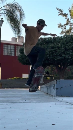 Smith fakie early out #skateboarding #mexico #skate